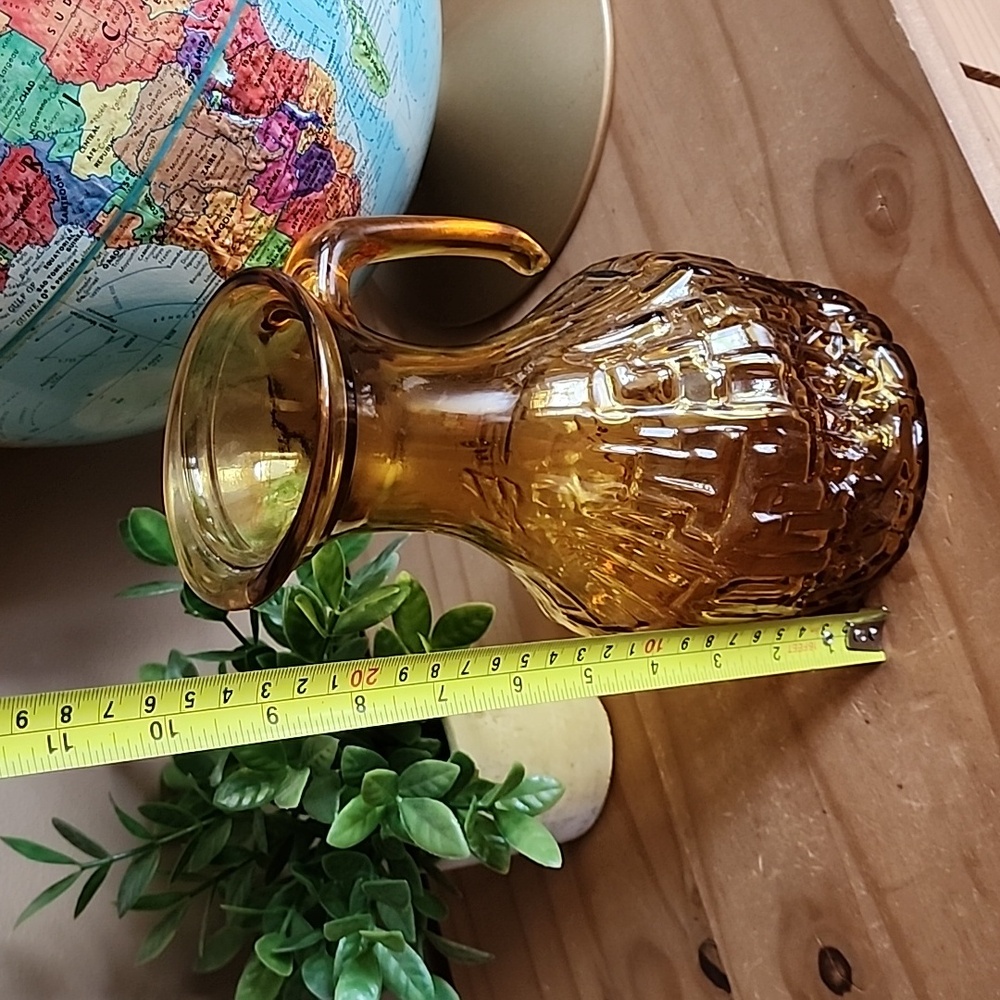 Vintage textured amber glass pitcher Italy - Picture 10 of 10